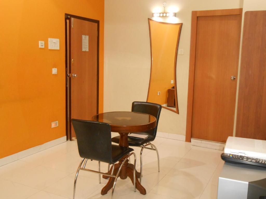 Hotel Housez43 Kolkata Phòng bức ảnh