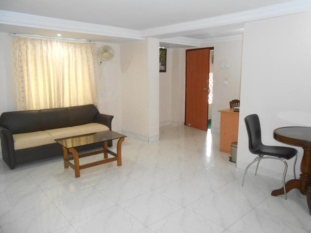 Hotel Housez43 Kolkata Phòng bức ảnh